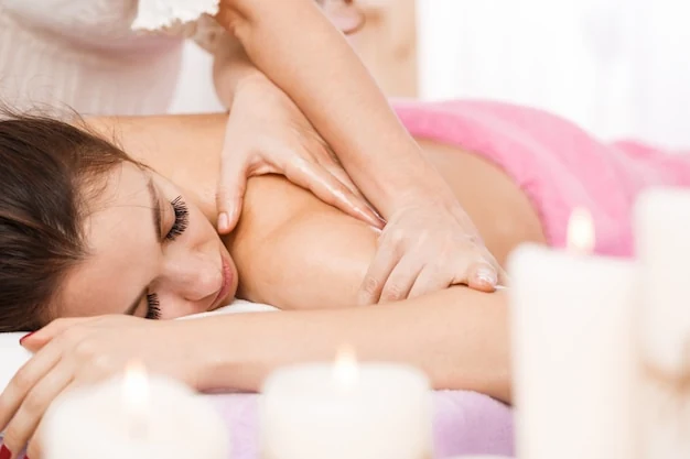 tam vucut masaji yapilan spa ortami gorseli