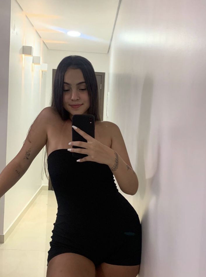 uskudar evde masaj profesyonel masoz karina vucut rahatlatma